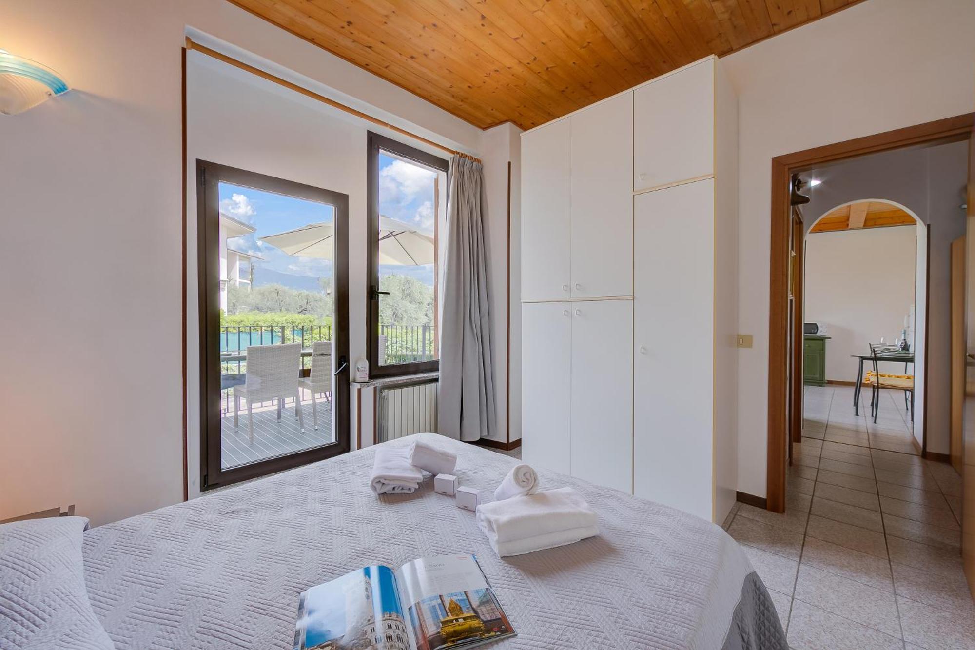 Al Peveri - Private Parking & Near Lake - Happy Rentals Toscolano Maderno Extérieur photo