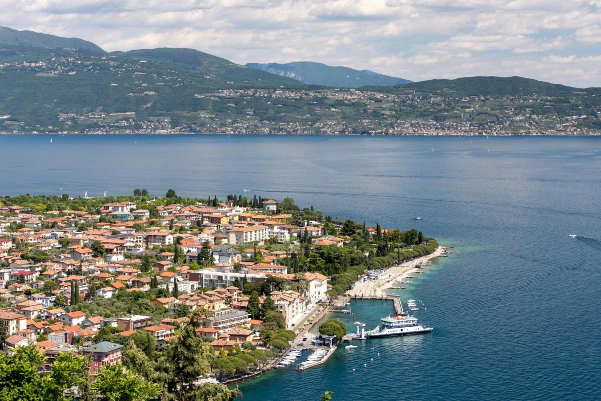 Al Peveri - Private Parking & Near Lake - Happy Rentals Toscolano Maderno Extérieur photo