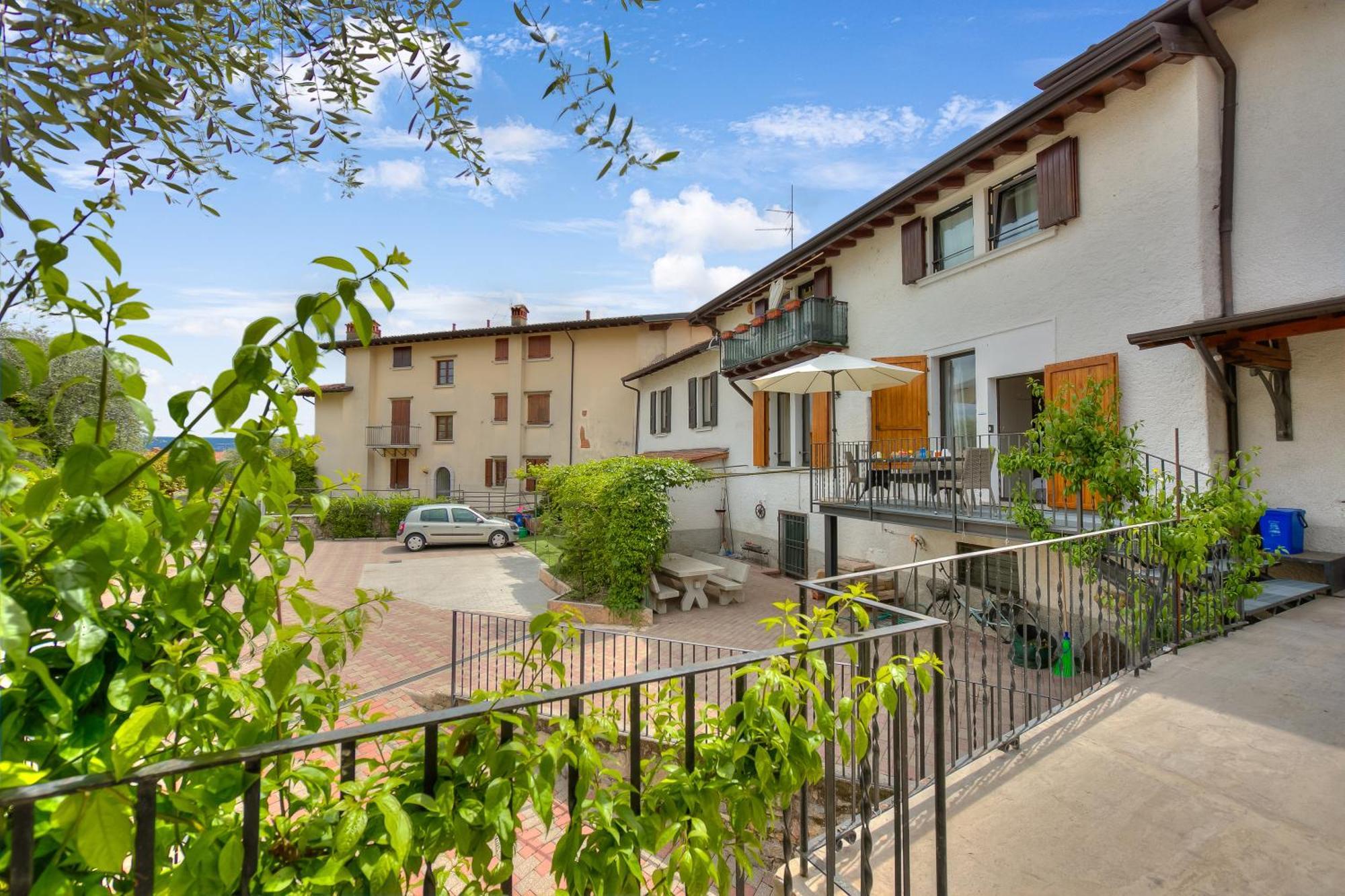 Al Peveri - Private Parking & Near Lake - Happy Rentals Toscolano Maderno Extérieur photo